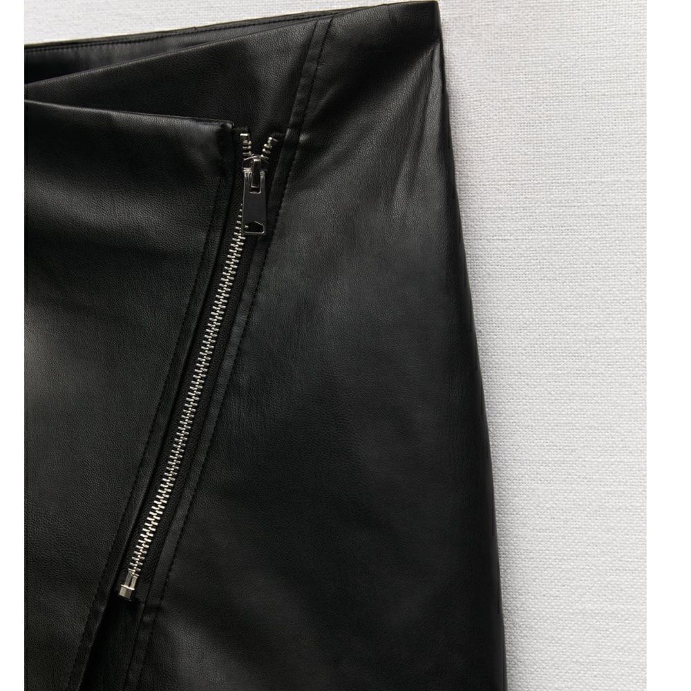 NWT Zara Faux Leather Mini Skirt - Picture 4 of 8